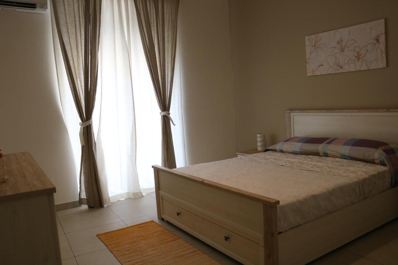Casavera Apartment Acireale Eksteriør bilde