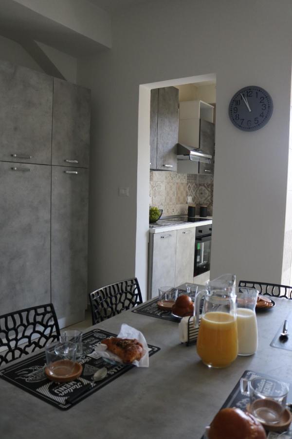 Casavera Apartment Acireale Eksteriør bilde